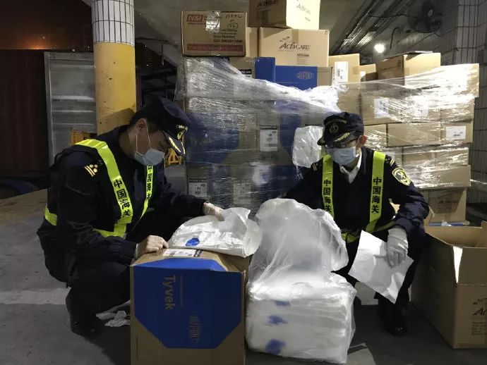 防疫物资:跑出通关"加速度"