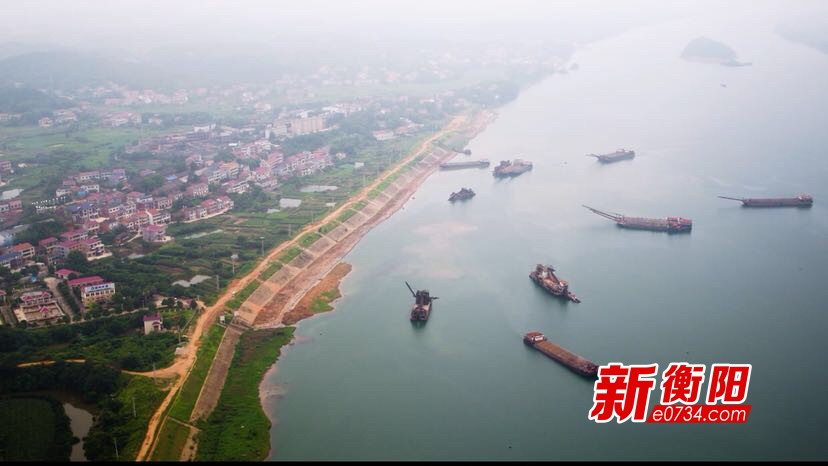一江碧水:衡山县规范船舶停泊 保护湘江水源